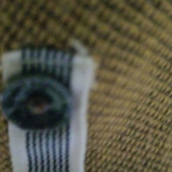 Tommy Bahama men's long sleeve top Medium - Picture 4 of 9